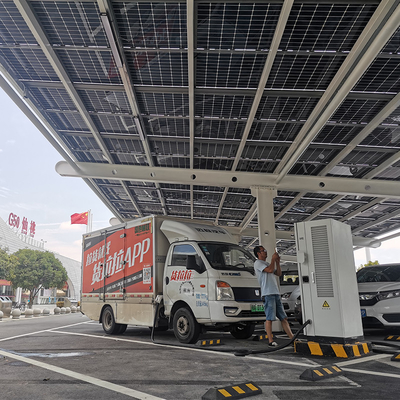 Snelweg zonne-auto laadstation BIPV-module zonne-carportsysteem